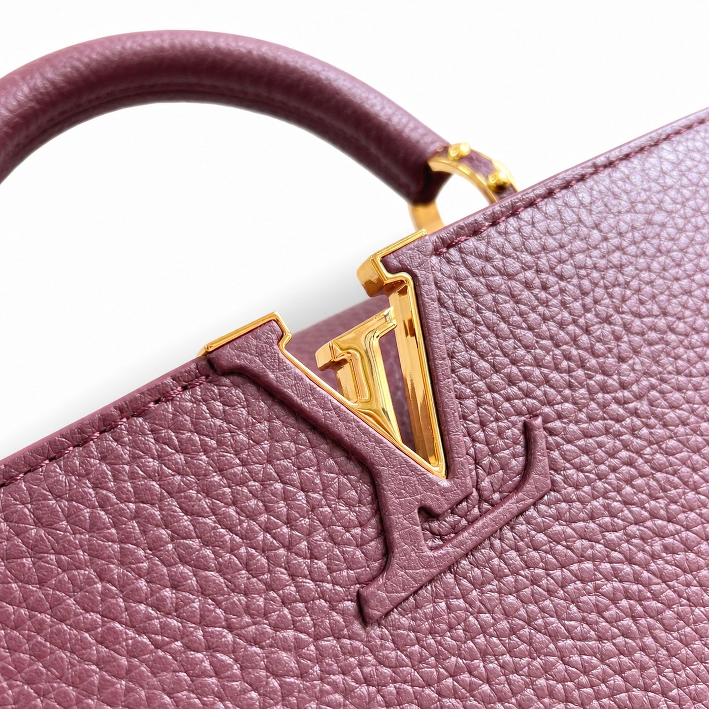 Louis Vuitton Capucines Small Leather Burgundy Handbag