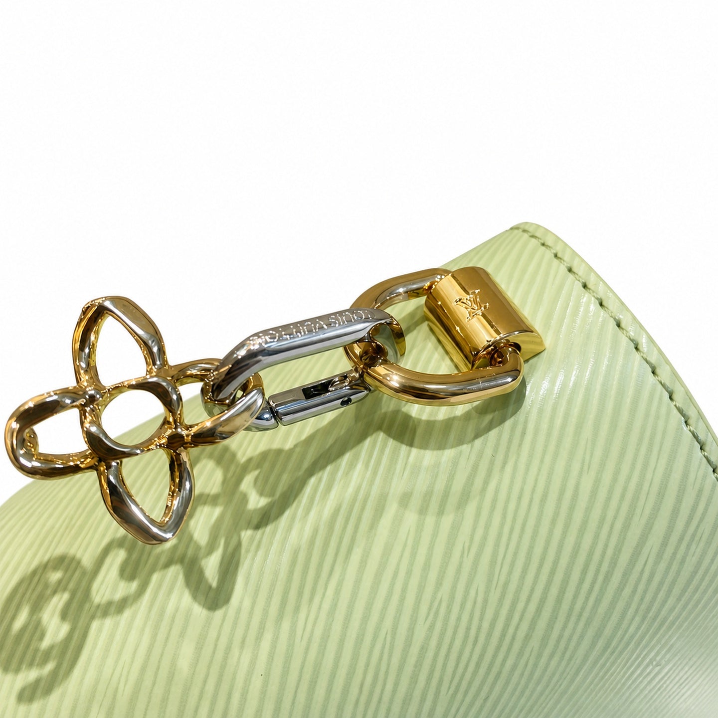 Louis Vuitton Twist Small Green Handbag