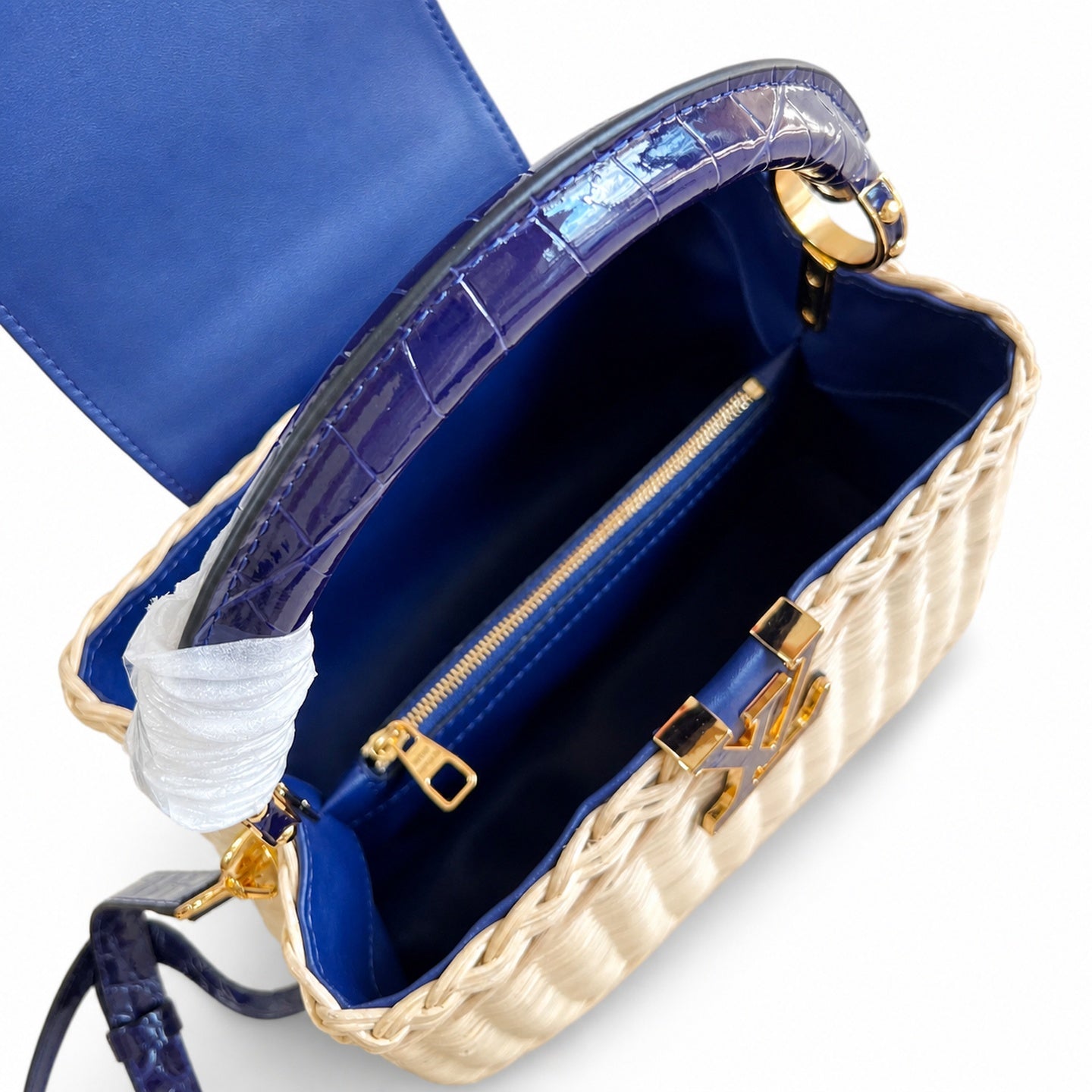 Louis Vuitton Capucines Small Leather Blue Handbag