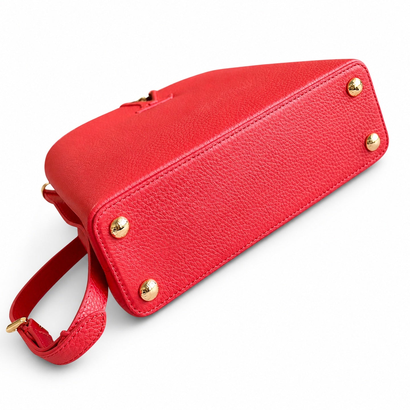 Louis Vuitton Capucines Small Leather Red Gold Handbag