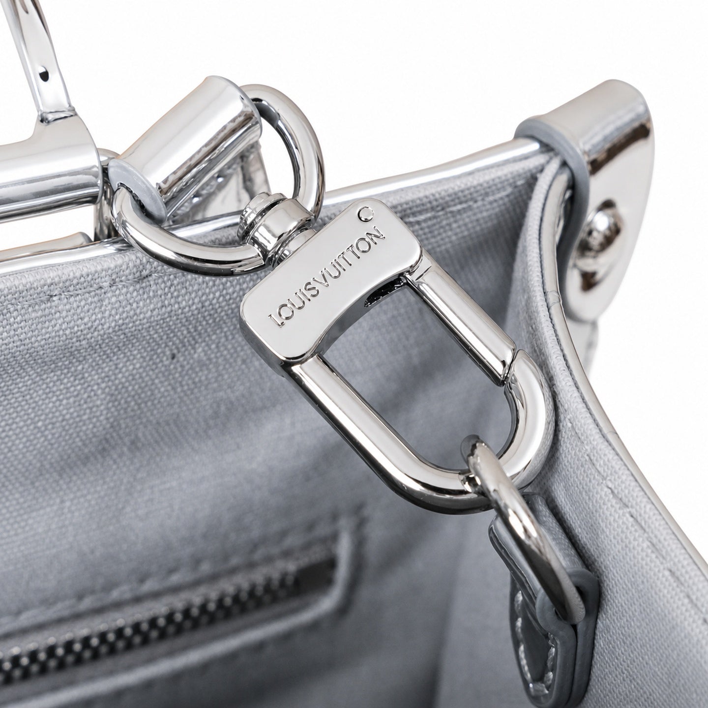 Louis Vuitton OnTheGo Small Canvas Silver Handbag