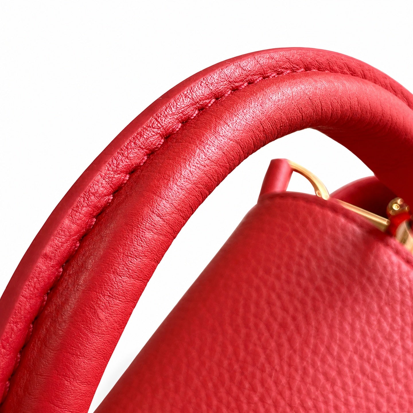 Louis Vuitton Capucines Small Leather Red Gold Handbag