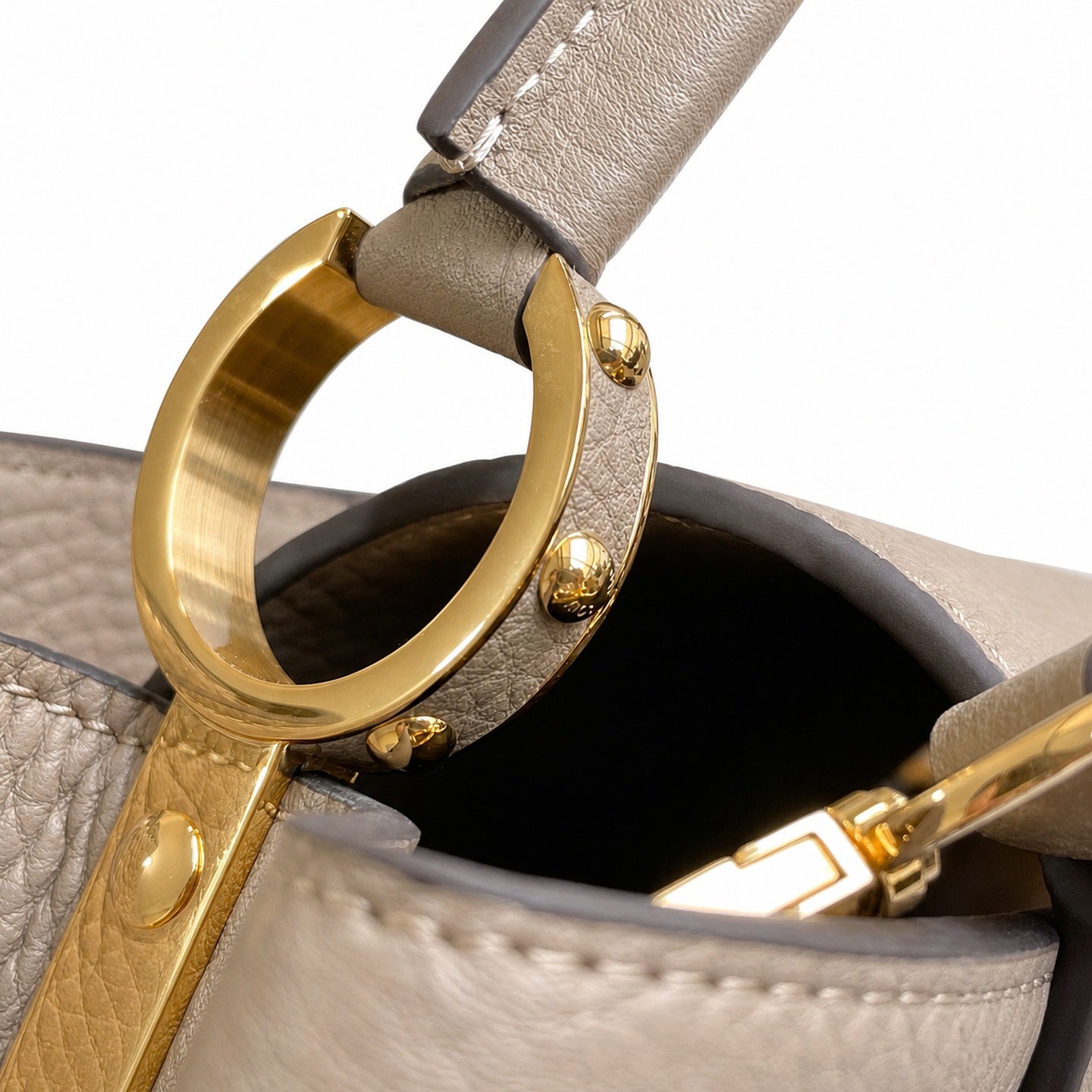 Louis Vuitton Capucines Medium Snakeskin Leather Gray Gold Handbag