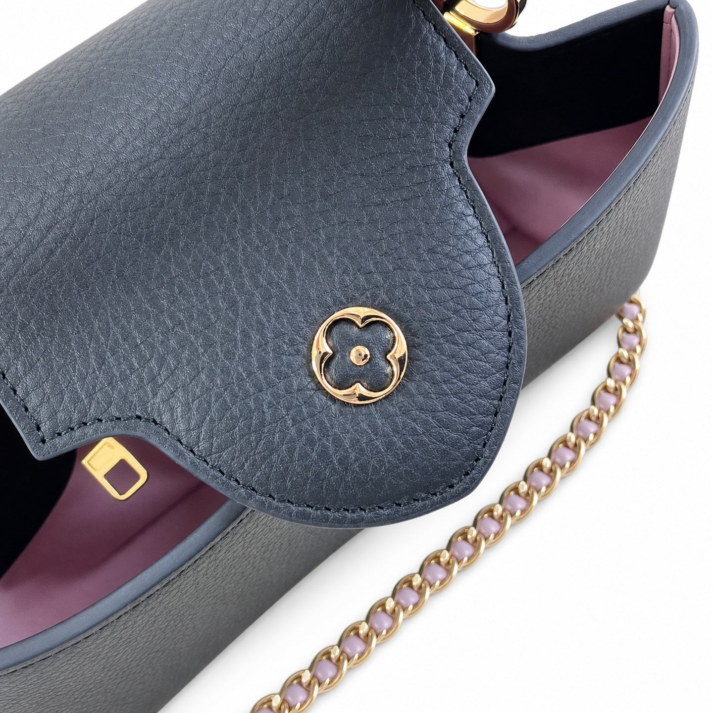 Louis Vuitton Capucines Small Knit Leather Black Handbag
