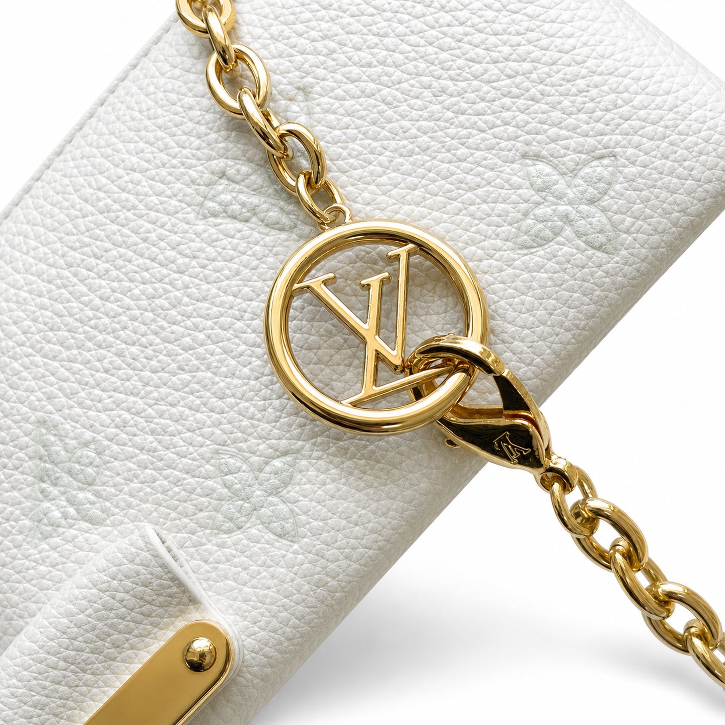 Louis Vuitton Madeleine Leather Green Handbag