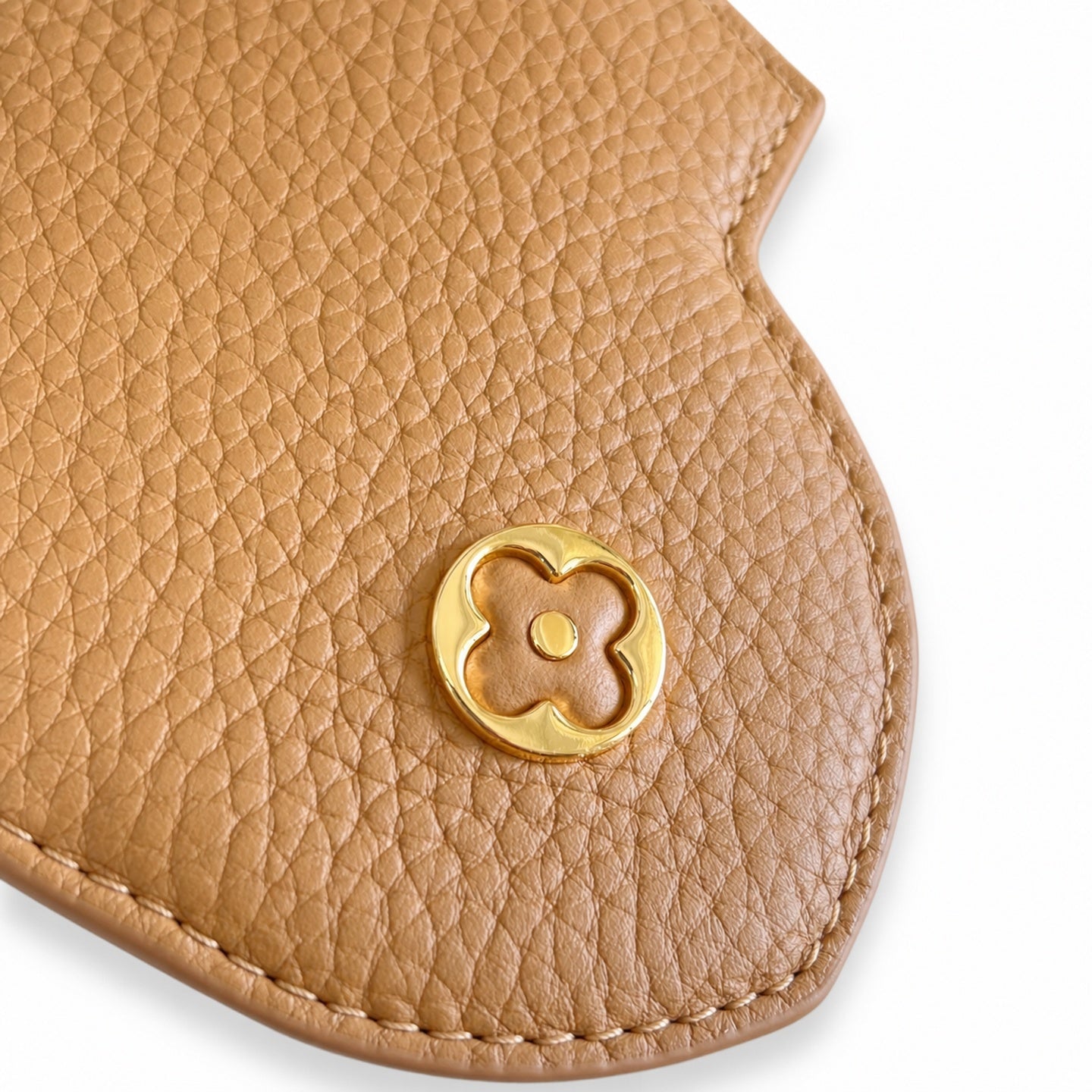 Louis Vuitton Capucines Small Leather White Brown Handbag