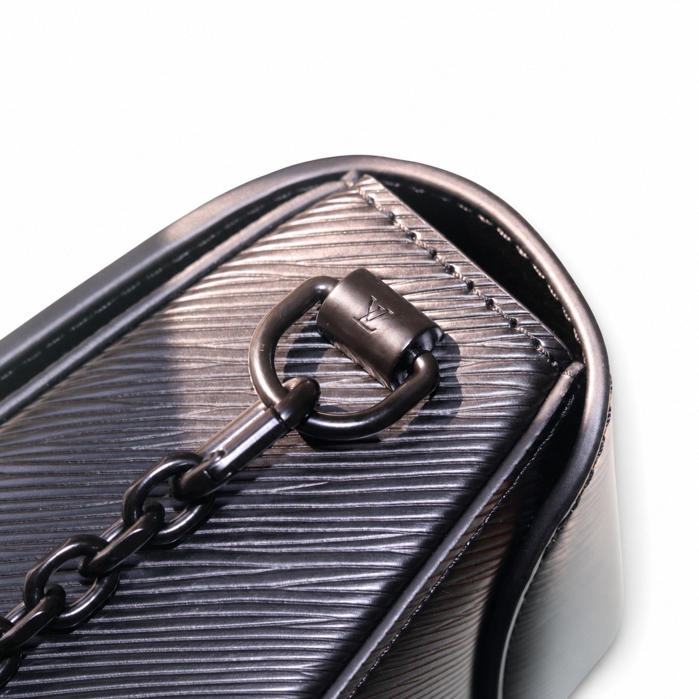 Louis Vuitton Twist Leather Handbag