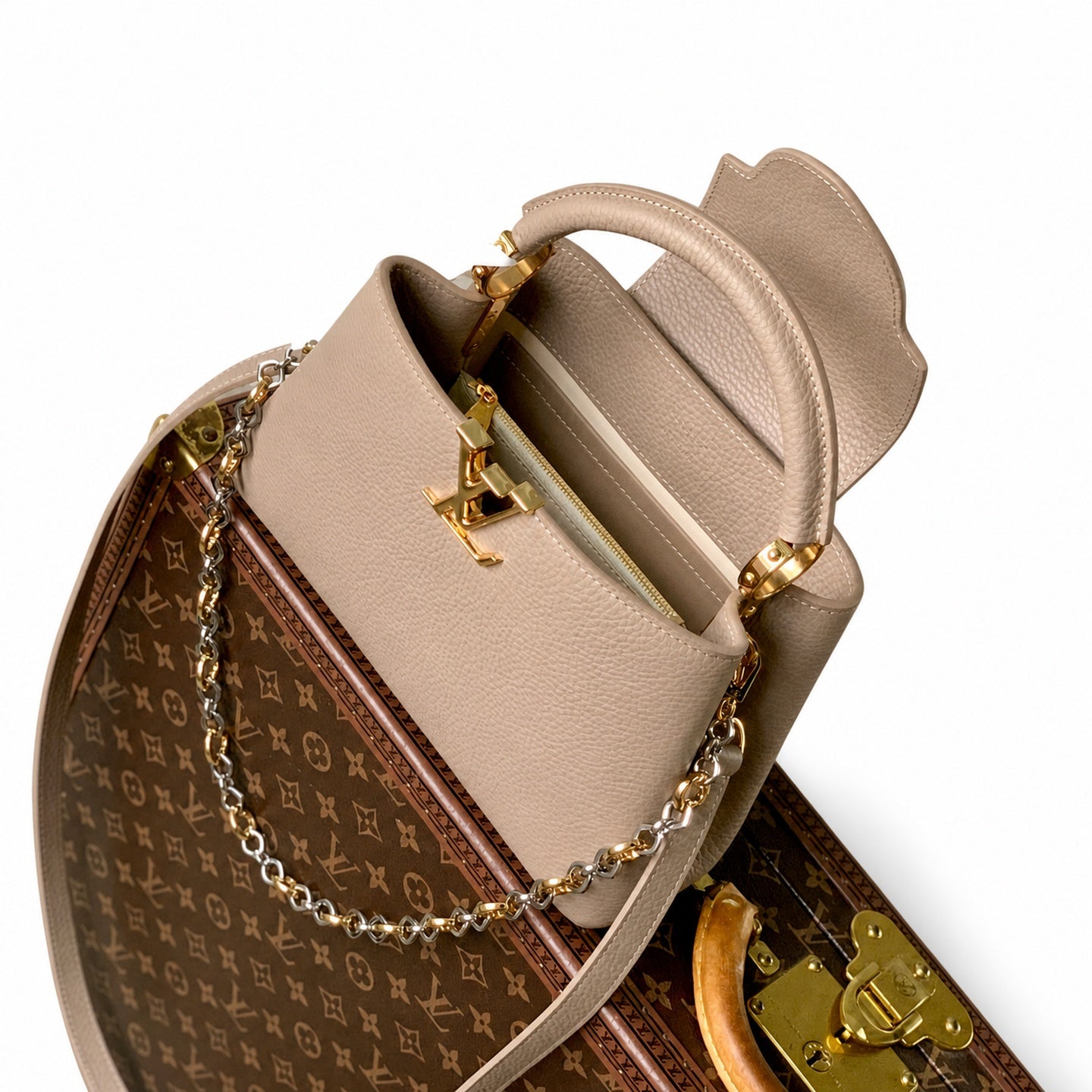 Louis Vuitton Capucines Small Leather Gray Handbag