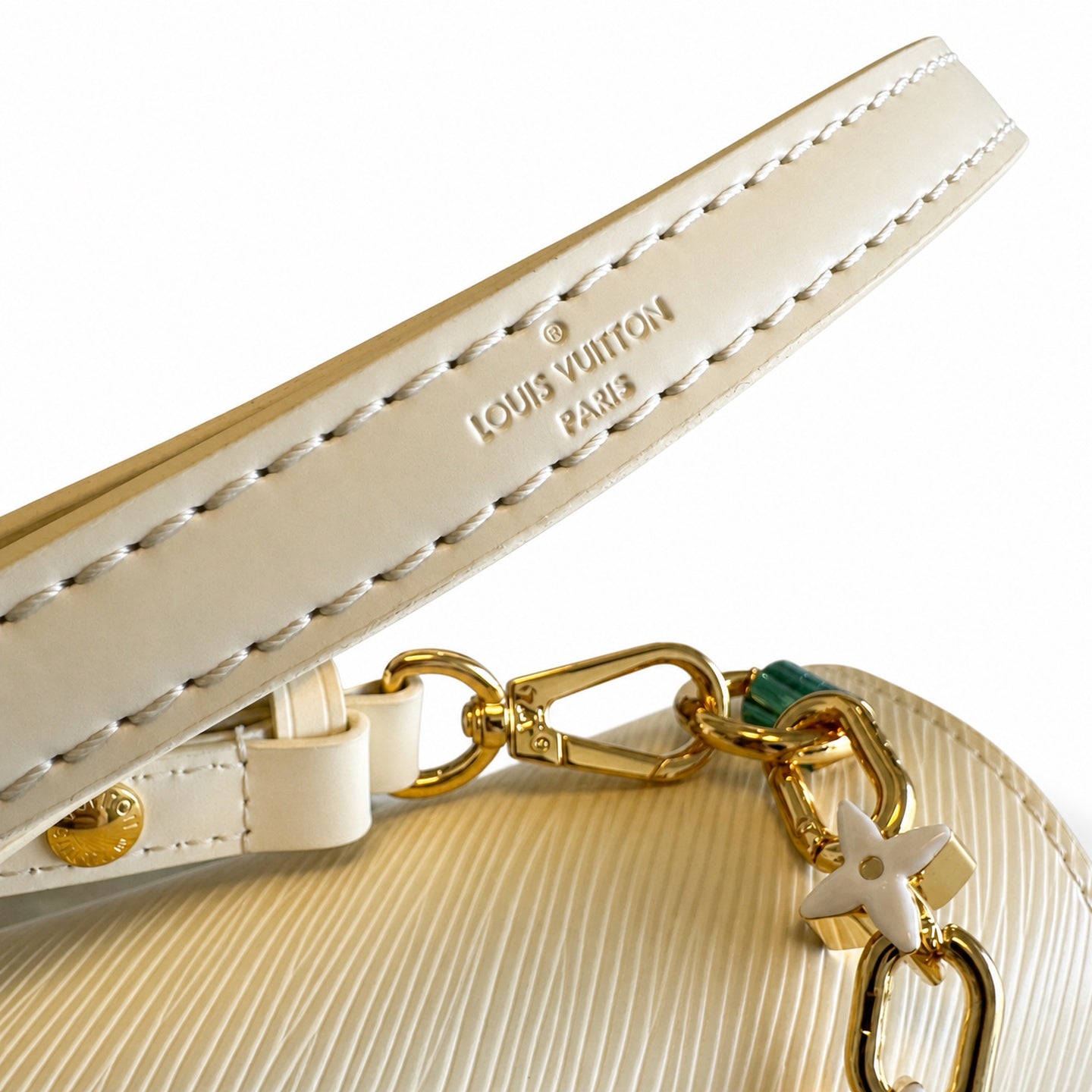 Louis Vuitton Twist Medium Leather White Handbag