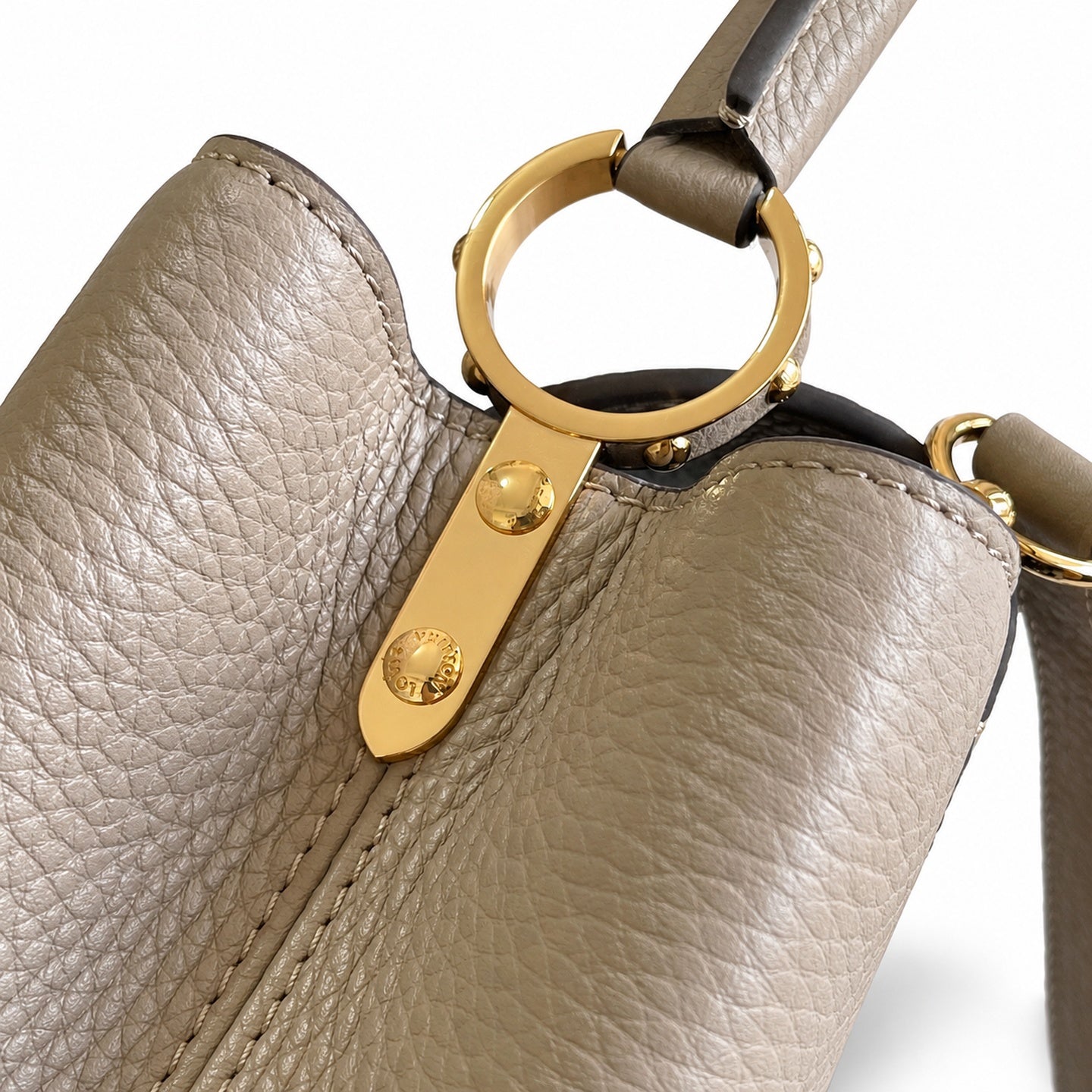 Louis Vuitton Capucines Small Leather Gray Gold Handbag