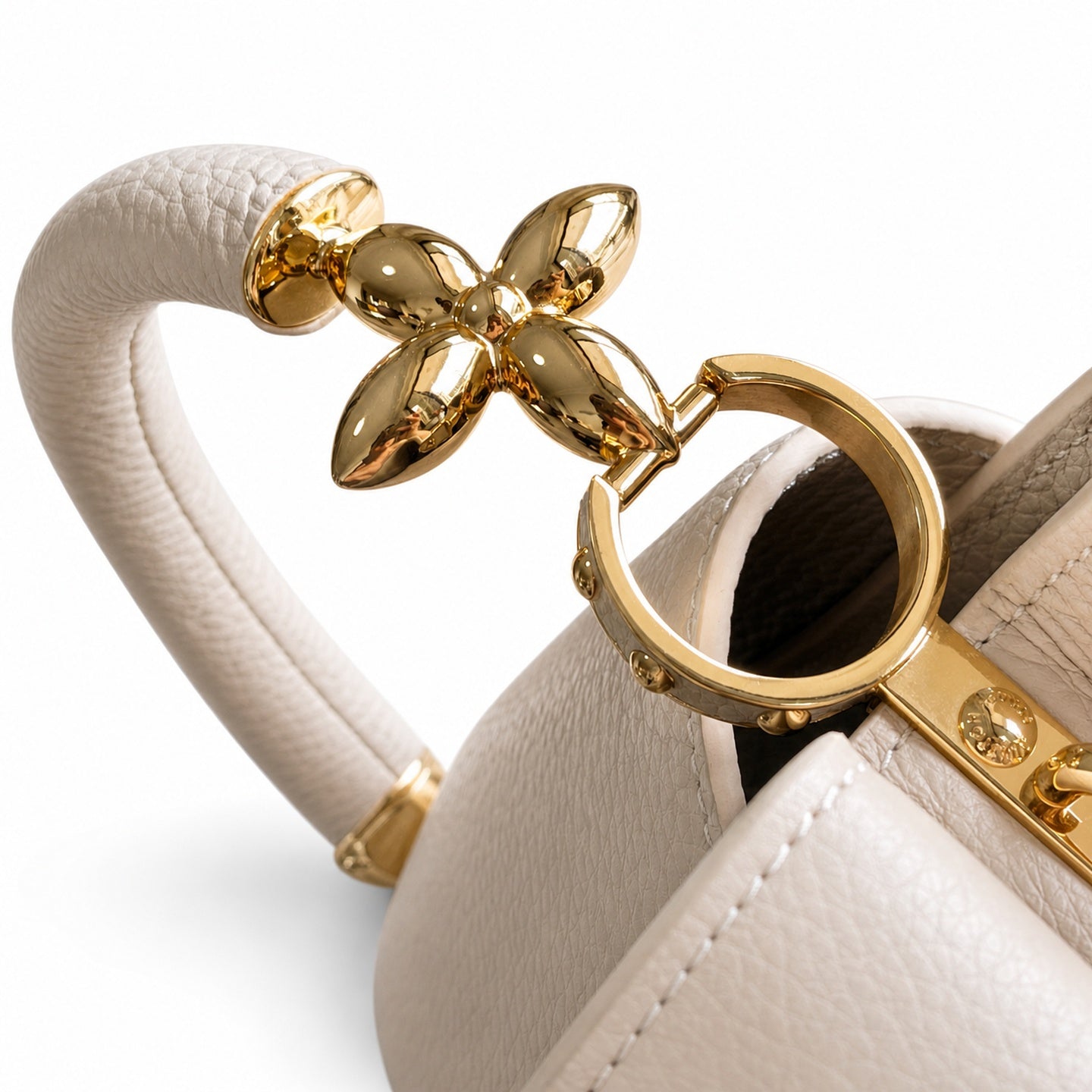 Louis Vuitton Capucines Leather White Gold Handbag