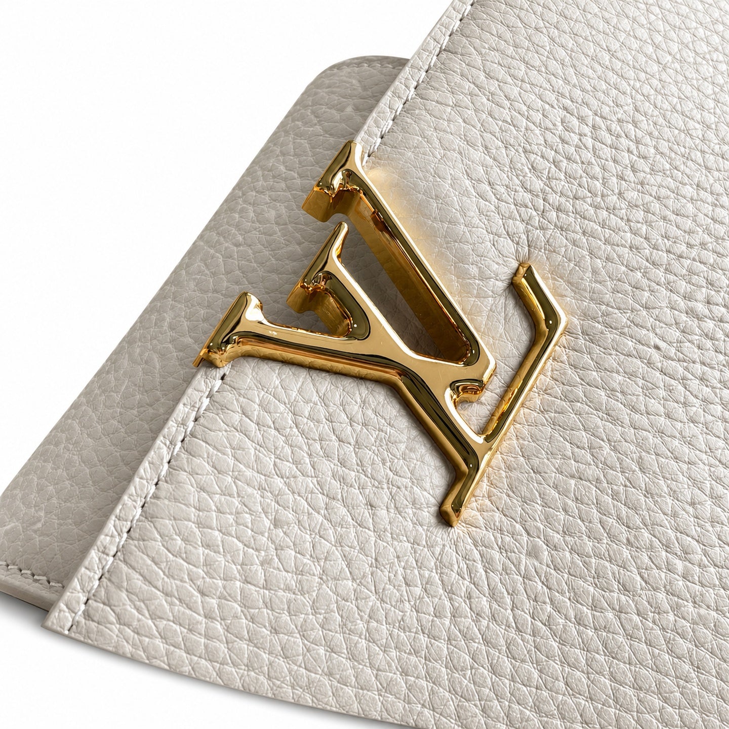 Louis Vuitton Capucines Leather White Gold Handbag