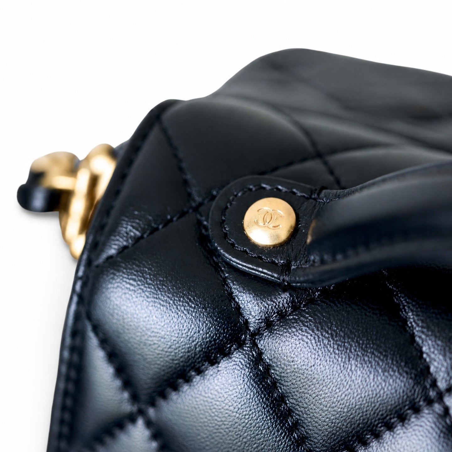 Chanel 25 Leather Bag